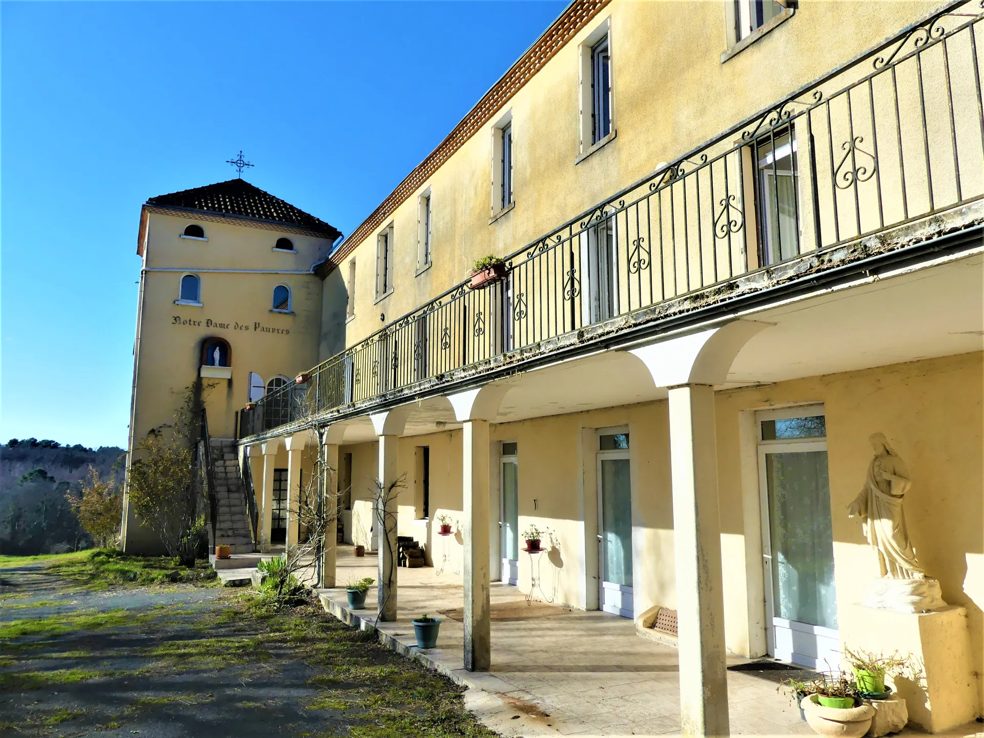 Cour du foyer